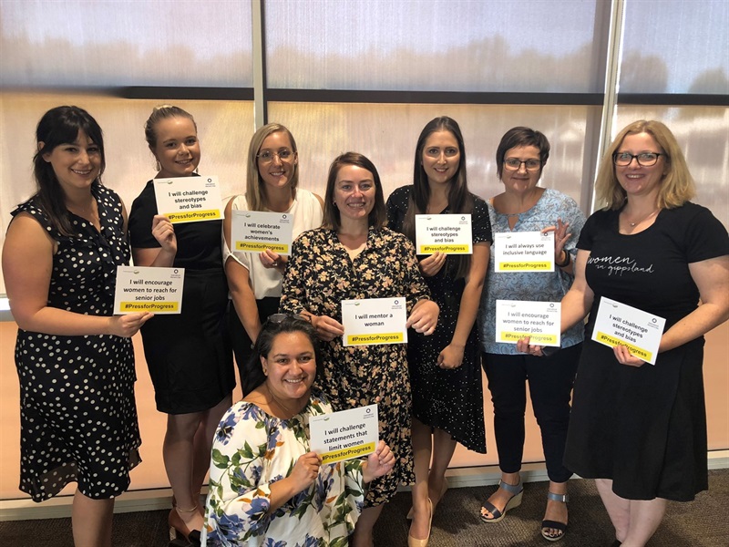Women of Baw Baw Shire Council taking their pledges to