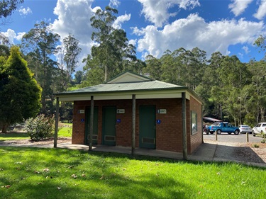 Noojee Public Toilets, 22 Bennett Street, Noojee