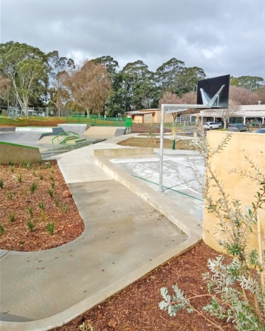 The skate park and recreational play areas are now complete and open for the community to enjoy.