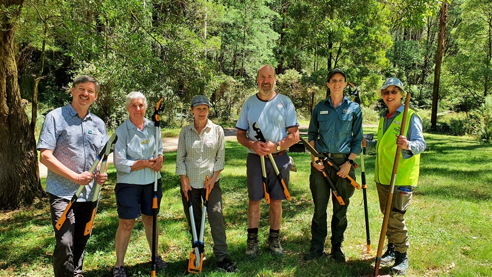GroupPhoto1.jpg