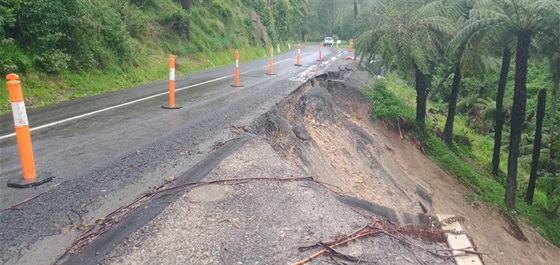 Landslips2020-Sunny-Creek-Road-20201009-5.jpg