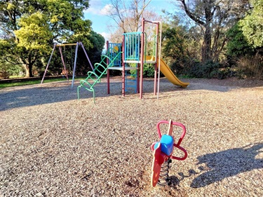Jacksons Track Playground, Jindivick