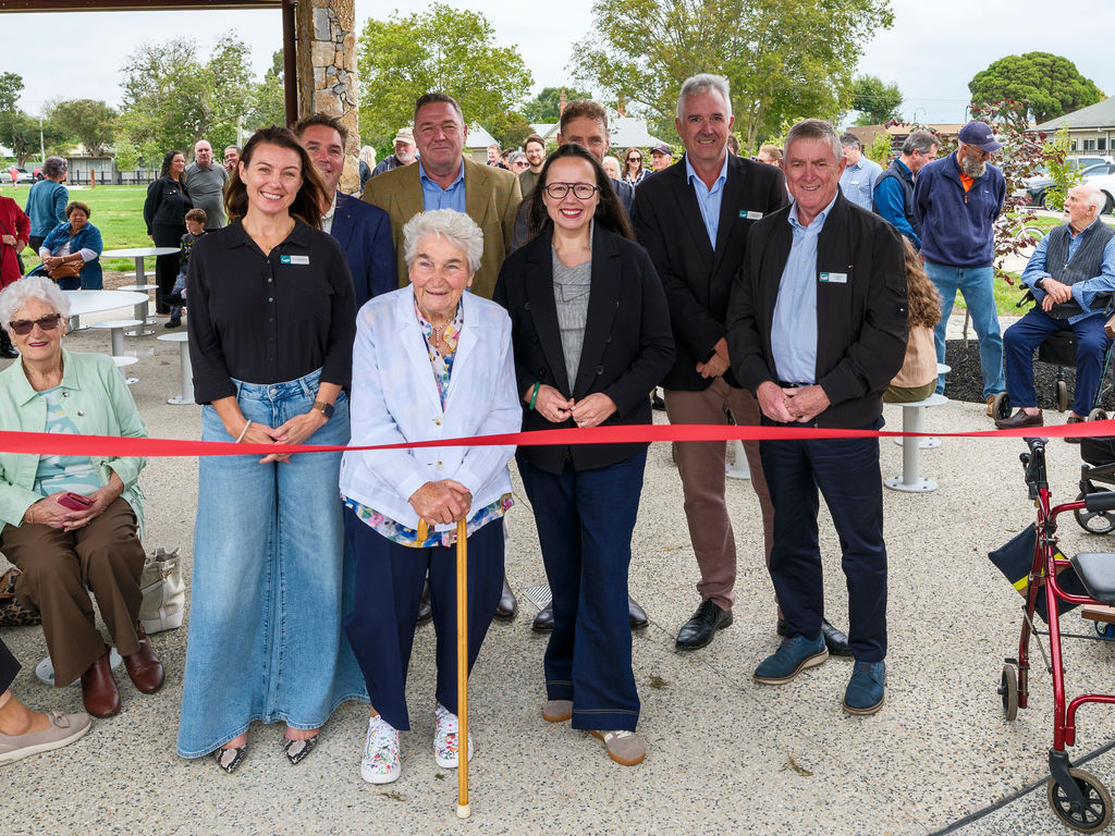 AngelaMalacarneParkOpening-03.jpg