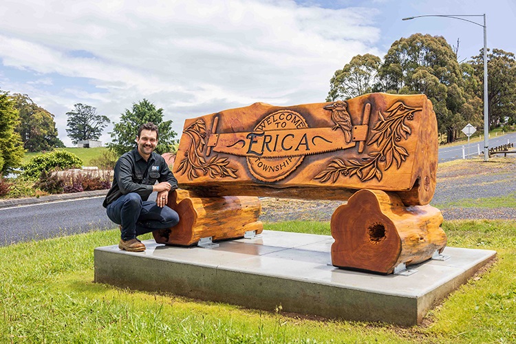 Erica-Timber-Carving_website-1.jpg