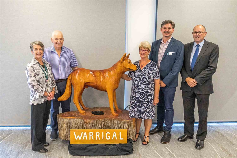 Warrigal-Statue-Civic-Ceremony_web-4-1.jpg